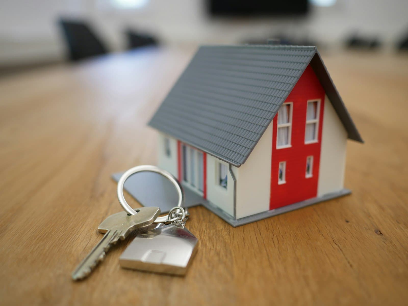 WordPress Maintenance for Real Estate Agents. Photo via Unsplash (https://unsplash.com/photos/ce09059eeffa).