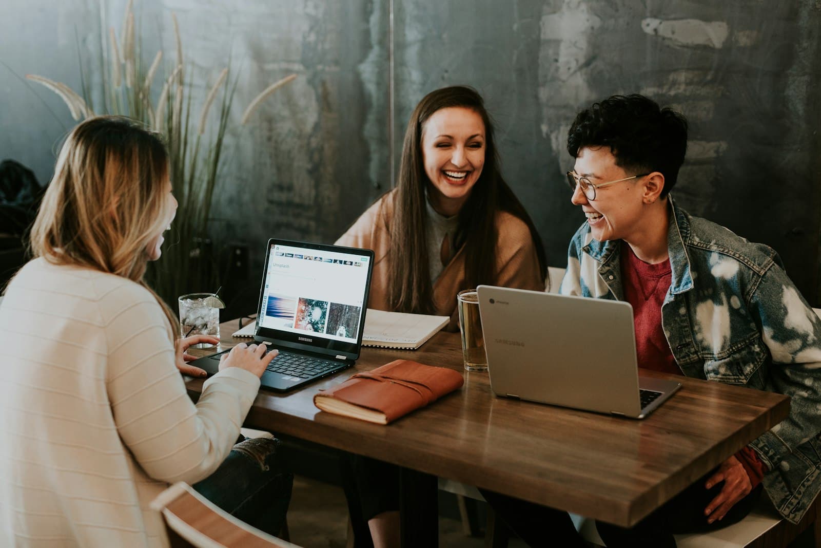 WordPress Maintenance for Online Coaches. Photo via Unsplash (https://unsplash.com/photos/66273c2fd55f).