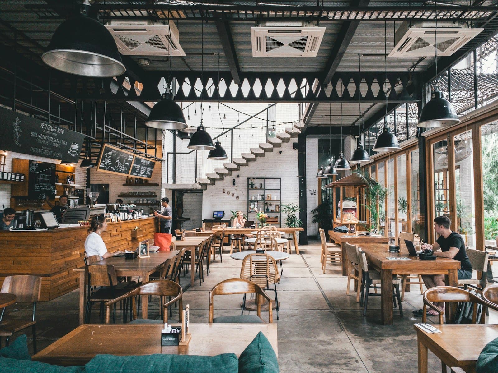 WordPress Care Plan for Hotels and Tourism. Photo via Unsplash (https://unsplash.com/photos/367ea4eb4db5).